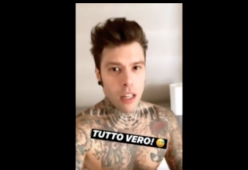 Fedez incontra Obama e gli chiede un selfie ma riceve un secco no