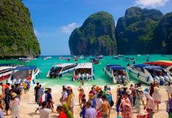Thailandia, chiusa ai visitatori la spiaggia di ‘The Beach’