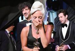 Lady Gaga vince l'Oscar con Shallow: "Lottate per i vostri sogni"