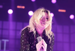 Malore per due fan, Emma Marrone corre da loro dopo il concerto
