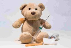 Medico no-vax: "Cerco bimbo con parotite per esperimento"