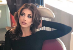 Nicoletta Larini si perde in autostrada e scoppia in lacrime