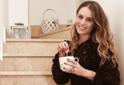 Influencer consiglia una dieta detox a una 12enne: è polemica