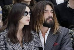Monica Bellucci esce allo scoperto con il nuovo fidanzato