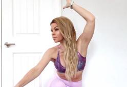 Blogger colpita da ictus mentre esegue una posizione yoga