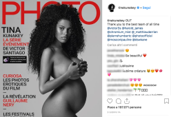 La moglie di Vincent Cassel, Tina Kunakey, posa nuda col pancione