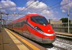 Macchinisti ubriachi: Frecciarossa fermo in stazione a Brescia