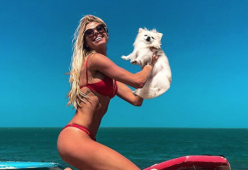 Si getta in mare per salvare il cagnolino: muore modella brasiliana