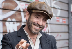 Daniele Silvestri: esce il nuovo album "La terra sotto i piedi"