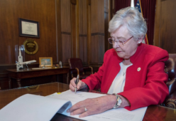 Alabama, approvata la legge sulla castrazione chimica