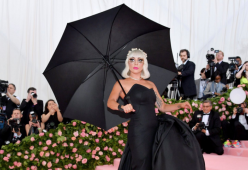 Lady Gaga prende posizione contro la legge anti-aborto in Alabama: “Un oltraggio”