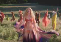 Katy Perry, ecco il video del nuovo singolo “Never Really Over”