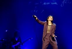 Elisa torna in tour a novembre con nuove date nei Palasport