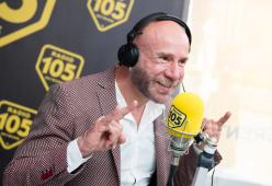 Mario Venuti a 105 Friends: "Musicalmente mi sono lasciato andare"