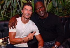 Cristiano Ronaldo pubblica una foto con Michael Jordan: “Abbiamo fatto la storia”