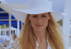 Michelle Hunziker confessa: "Sono stata vittima di ricatti sessuali"