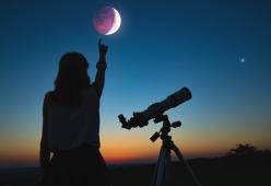 Eclissi di Luna tra il 16 e il 17 luglio: sarà visibile in tutta Italia