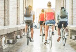 A Bergamo targhe digitali per le biciclette per contrastare i furti