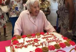 A 107 anni rivela il segreto della longevità: "Non sposarsi mai"