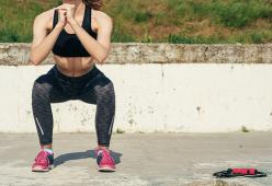 Fanno una gara di squat e finiscono in ospedale