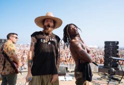 Jovanotti contro gli ambientalisti: "Cialtroni, bugiardi e inquinati"