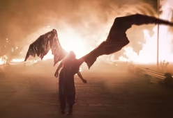 Billie Eilish, ecco il video di “All The Good Girls Go To Hell”