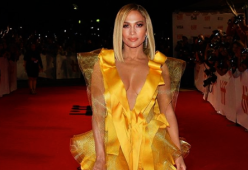 Jennifer Lopez criticata dagli animalisti alla prima di "Hustlers"