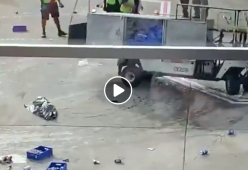 Un carrello impazzito invade la pista dell'aeroporto di Chicago