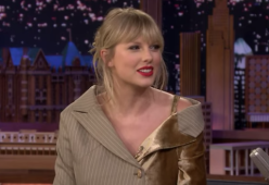Taylor Swift, la madre rende pubblico un esilarante video di quando era sotto anestesia
