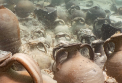 Maiorca, ritrovata nave affondata 2000 anni fa e piena di anfore contenenti il “ketchup romano”
