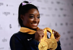 Simone Biles batte ogni record: raggiunge il suo 25esimo podio