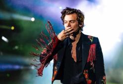 Harry Styles ha preferito bere dello sperma di merluzzo piuttosto di rivelare quali canzoni ha scritto per Kendall Jenner