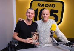 Niccolò Agliardi a 105 Mi Casa per presentare il libro Per un po'