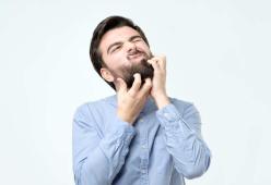 Chi ha la barba più folta è meno dotato? Lo sostiene una ricerca