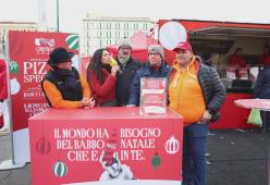 Coca-Cola Christmas Tour a Napoli | il video con Ylenia e Pizza