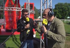 Radio 105 al Coke Studio con i fan di DOJA CAT | VIDEO  