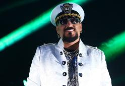 Gigi D’Agostino torna sui social dopo l’annuncio della malattia