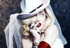 Madonna sconvolge i fan: "Com'è il pene piccolo? Non lo so, mai provato"