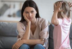 Cambia il nome della figlia dopo 5 anni: era lo stesso dell'amante
