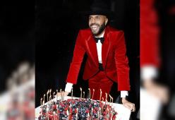 Jonathan Kashanian festeggia 43 anni: le foto della festa a Milano