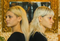 Adozione illegale separa gemelle alla nascita, TikTok le riunisce