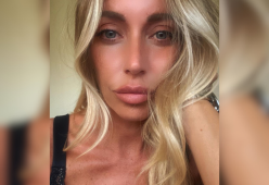 Karina Cascella, lo sfogo social: "È una generazione di escort"