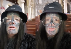 Mamma tatuata bandita dalla chiesa perché cantava troppo forte