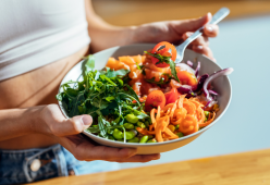 Primavera e dieta: come dimagrire con l’alleato bruciagrassi 