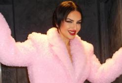 Arisa, l’appello in TV per trovare un compagno: “Sono sulla piazza”