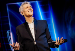 Baglioni: “Sentii la vocazione, mia mamma mi convinse a non farlo”