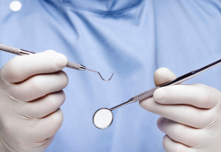 Consigli d'oro per denti sani: il video di una dentista TikTok