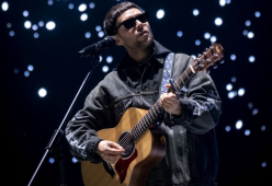 Gazzelle, spoiler al concerto in Arena: fa ascoltare un nuovo brano