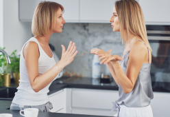 Il nemico del mio nemico è amico? Scienza e psicologia lo confermano