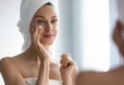 Skincare: ecco la regola del minuto per la pulizia viso